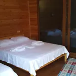 Kabak Armes Hotel 3*